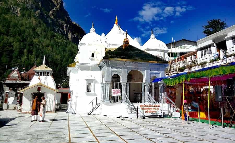 Chaar Dham Yatra booking