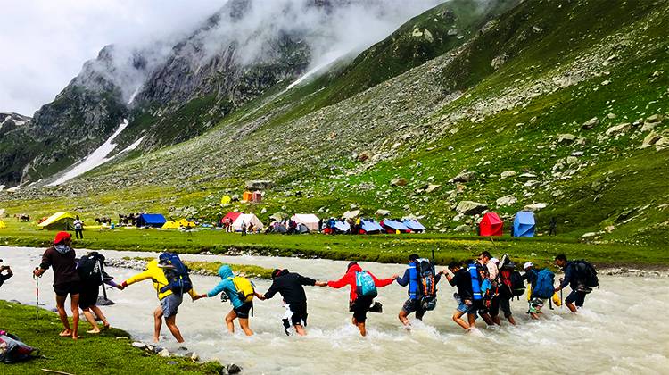 Hampta Pass Trekking Package